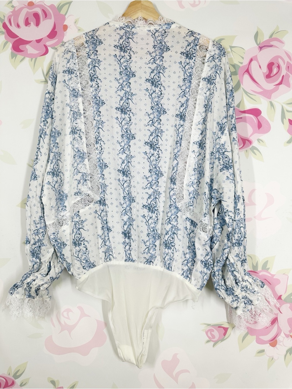 NEW Free People Intimately After Hours White Blue Floral Lace Button Bodysuit M - Picture 11 of 12